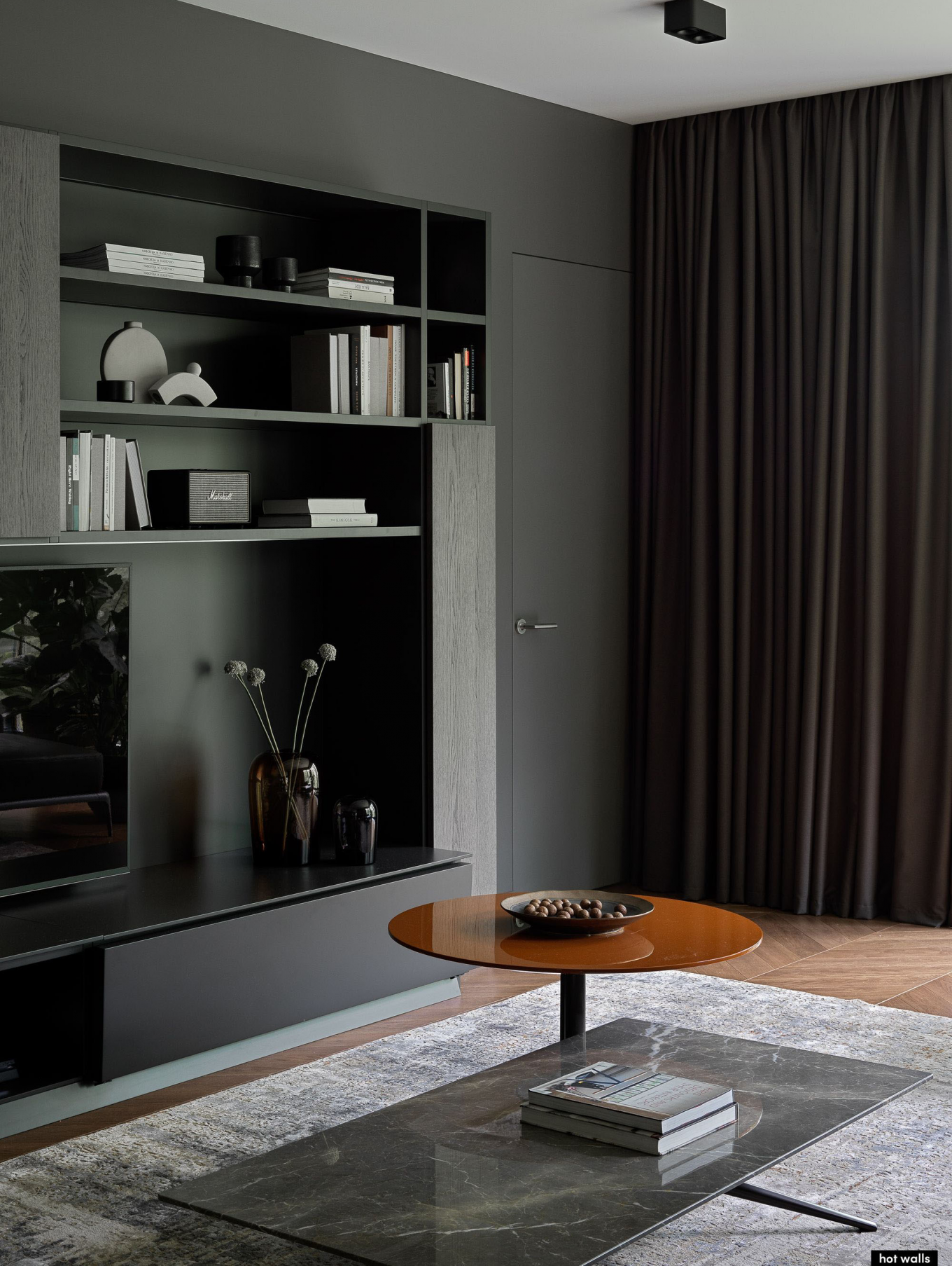 Hot Walls｜现代灰色主义基调-4
