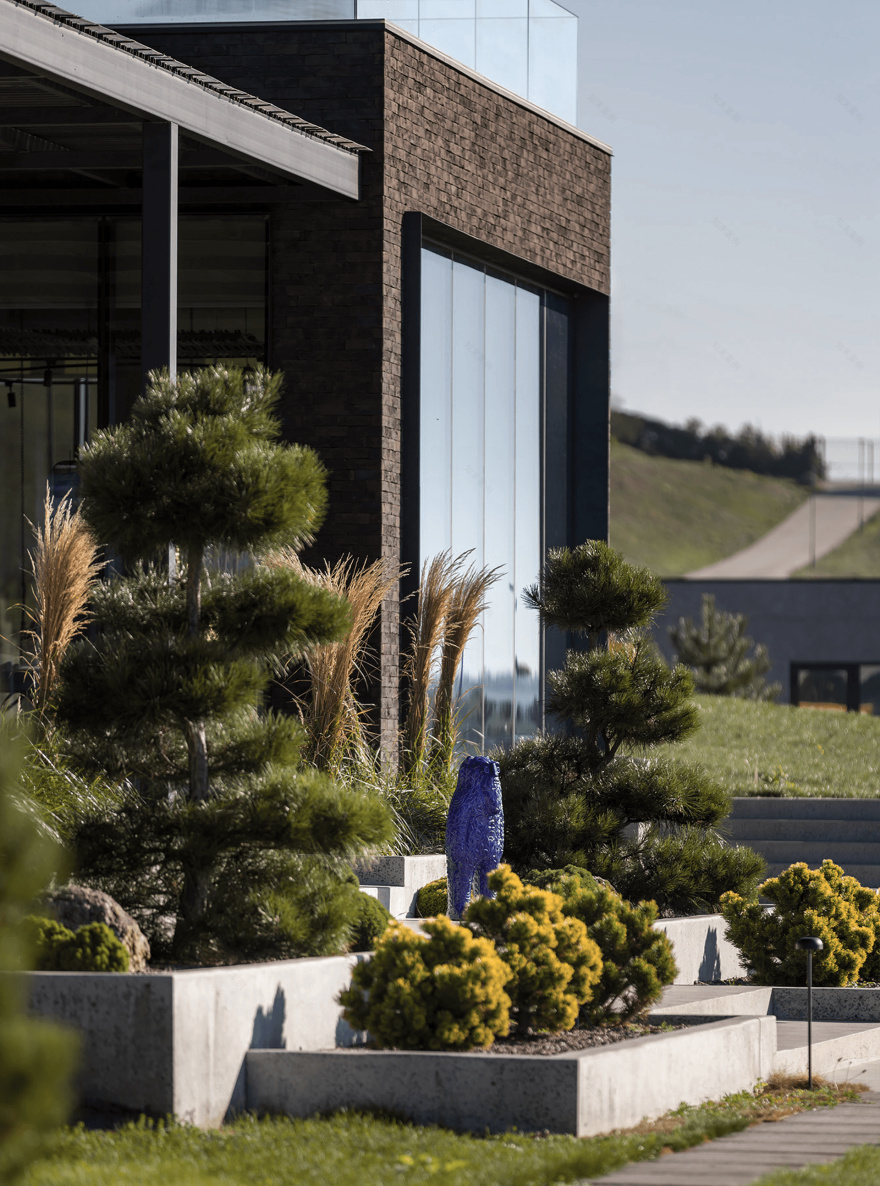 泰克顿
注:TECTON可能是特定的品牌名、地名、人名或专业术语名称,如果有特定语境,请提供更多信息以便更准确翻译 丨乌克兰尼古拉耶夫丨MAKHNO STUDIO-43