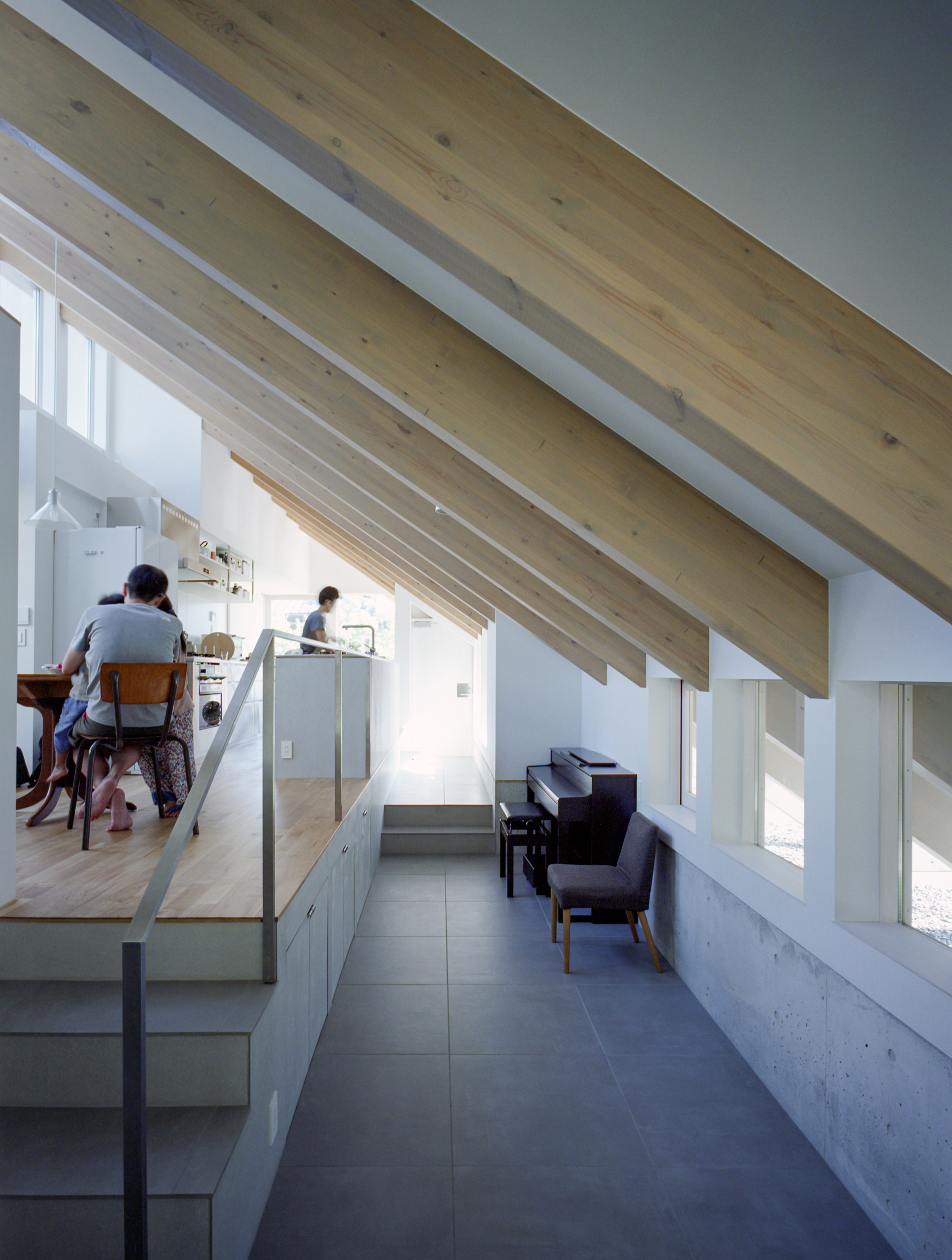 House in Gakuenmae / Fujiwaramuro Architects-33