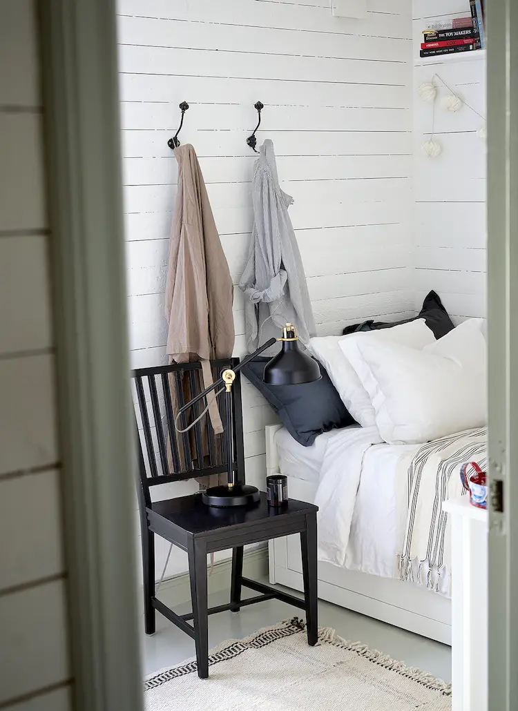 瑞典摄影师的复古水边夏日小屋-8