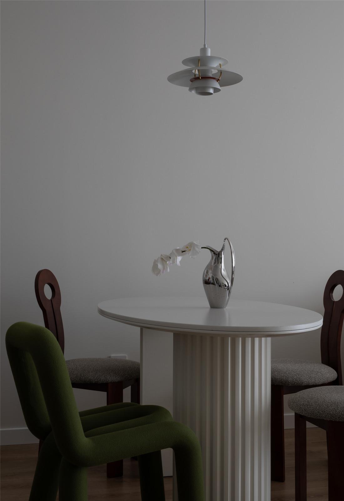 90 后独居中古风的 80㎡小家-28