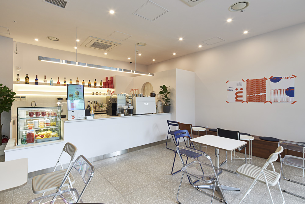 韩国 12 坪小咖啡厅的极简设计魅力-5