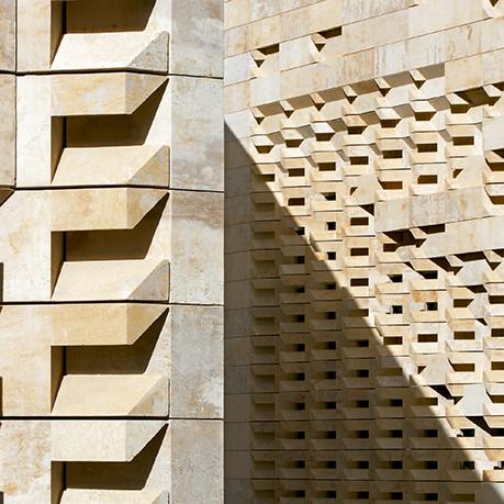 马耳他首都门户重塑 | 简约力量与历史对话-10