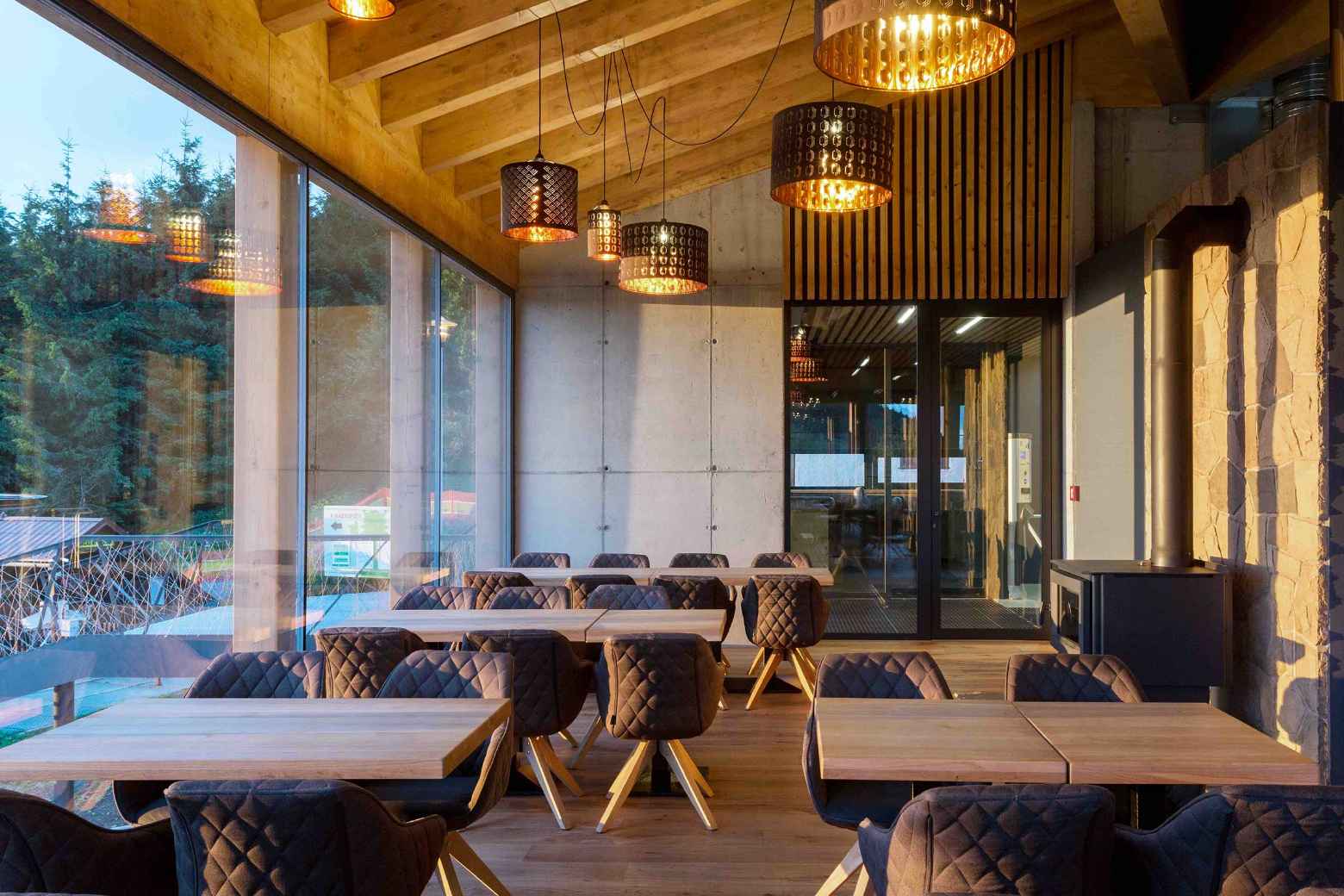 Výstupní stanice lanové dráhy na Pustevnách – Mrva.net-19