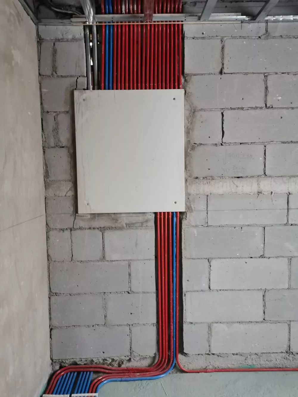 现代简约风格西北湖壹号案例解析-68