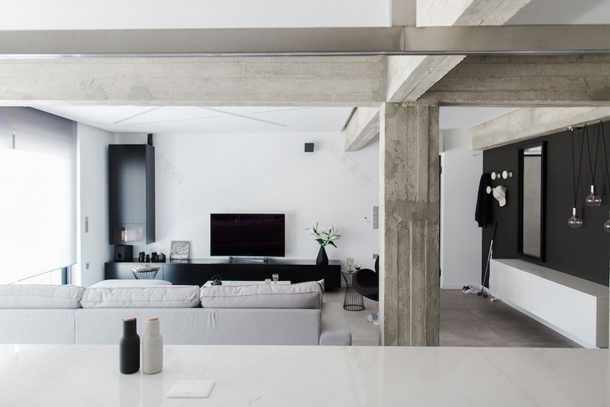 Old Apartment in Greece Transformed into an Industrial Space with a Unique Style-8