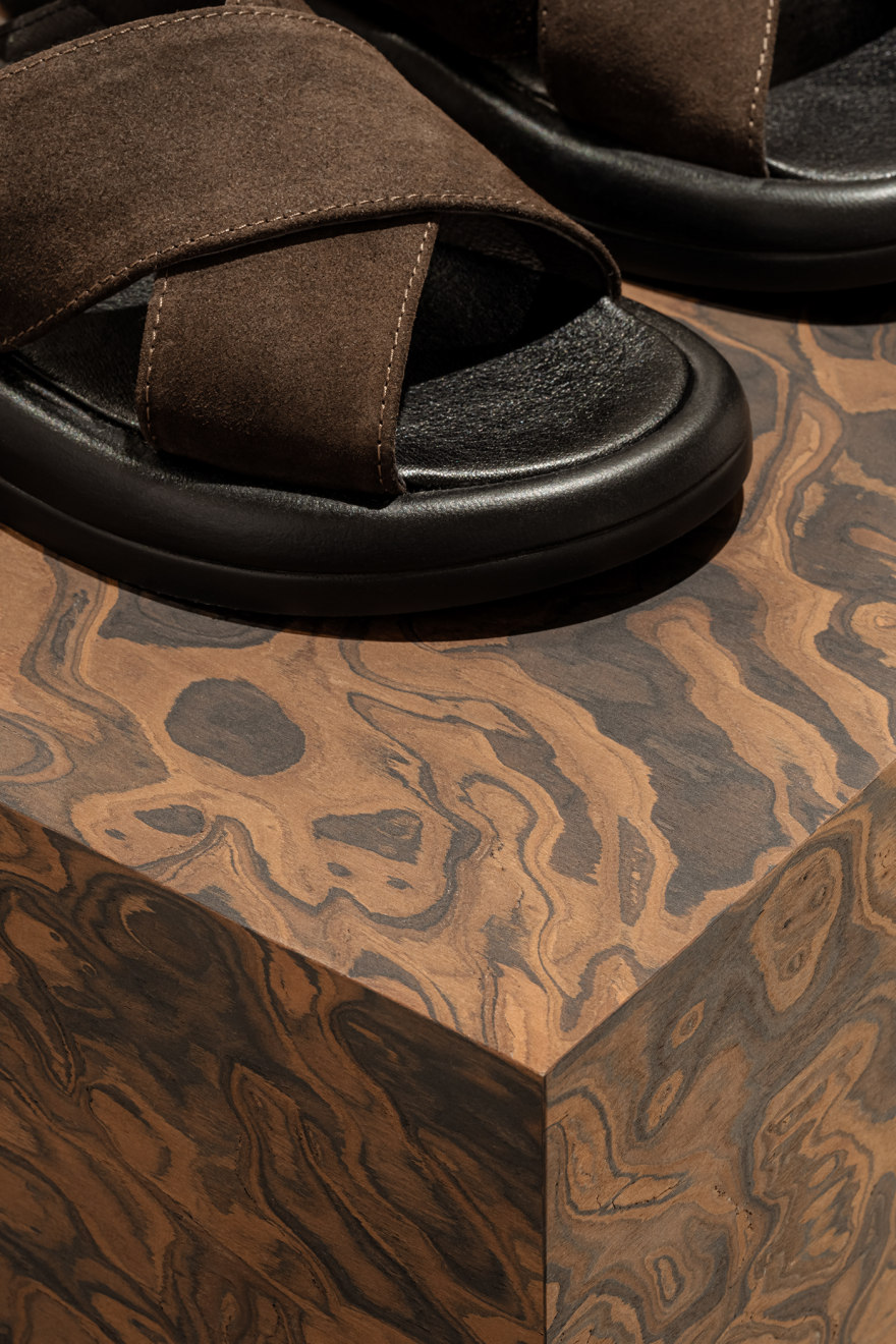 The Lace 旗舰店丨乌克兰基辅丨Bezmirno Architects-14