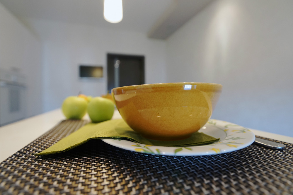 小厨房白绿配色室内设计案例丨俄罗斯-24