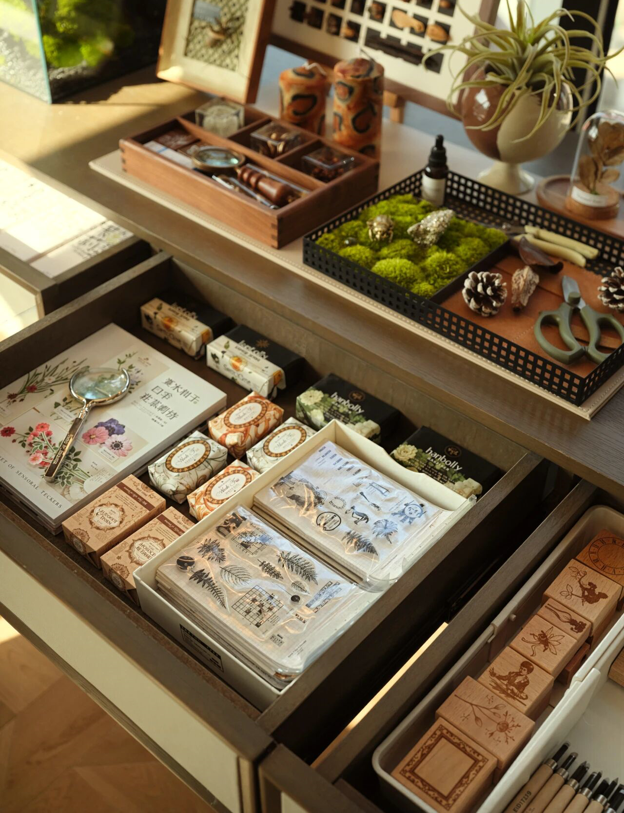 法云设计 · 南京华润润铂公寓丨中国南京丨软装设计为上海法云设计,室内设计为上海岳蒙设计-35