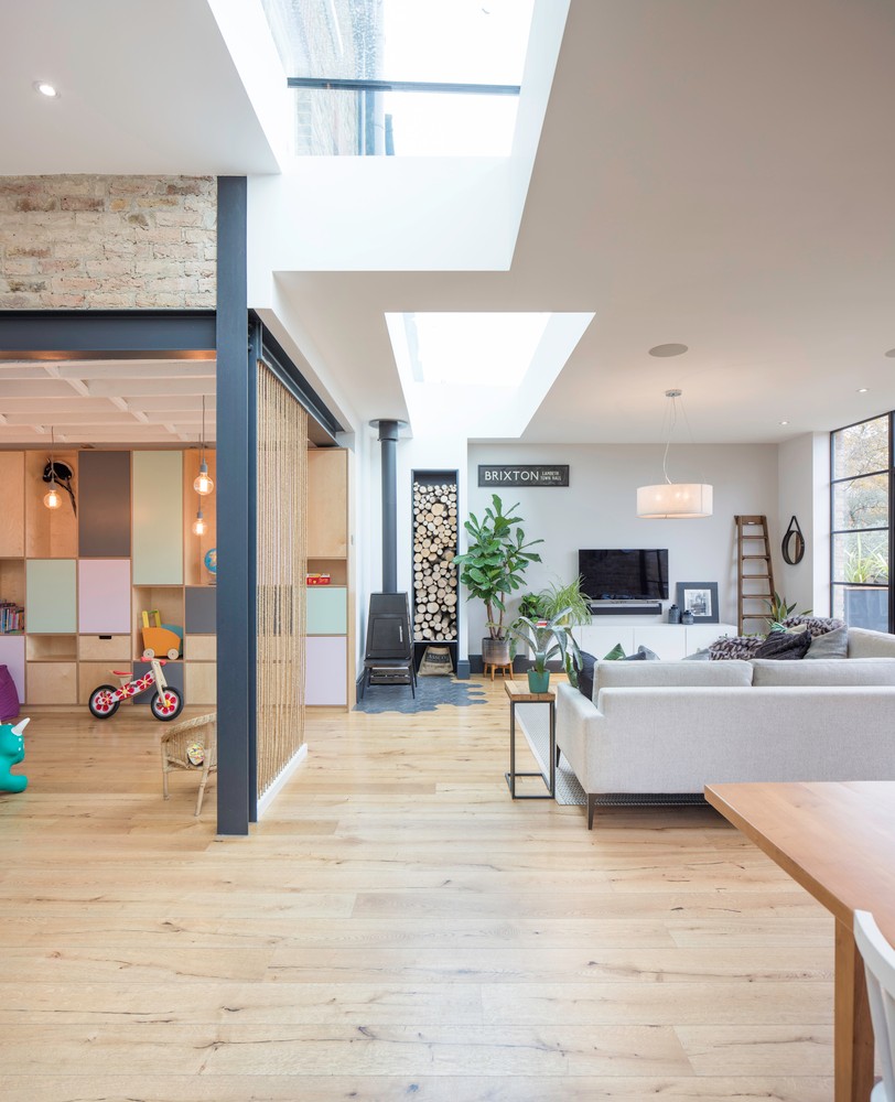 错层设计打造互动式家庭空间-3