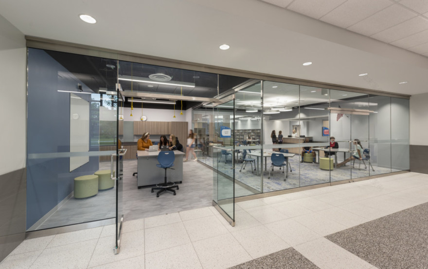 Cordogan Clark 打造 Illinois 中学创新学习空间-9