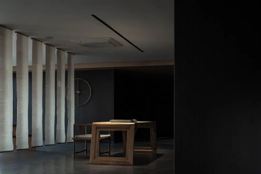 《墨间》 | 极简办公空间,演绎新美学趋势-11