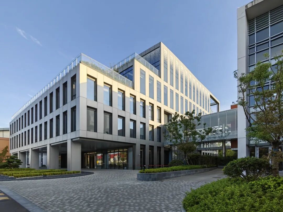 上海机场运行指挥中心扩建工程丨中国上海丨华建集团华东建筑设计研究院有限公司-31