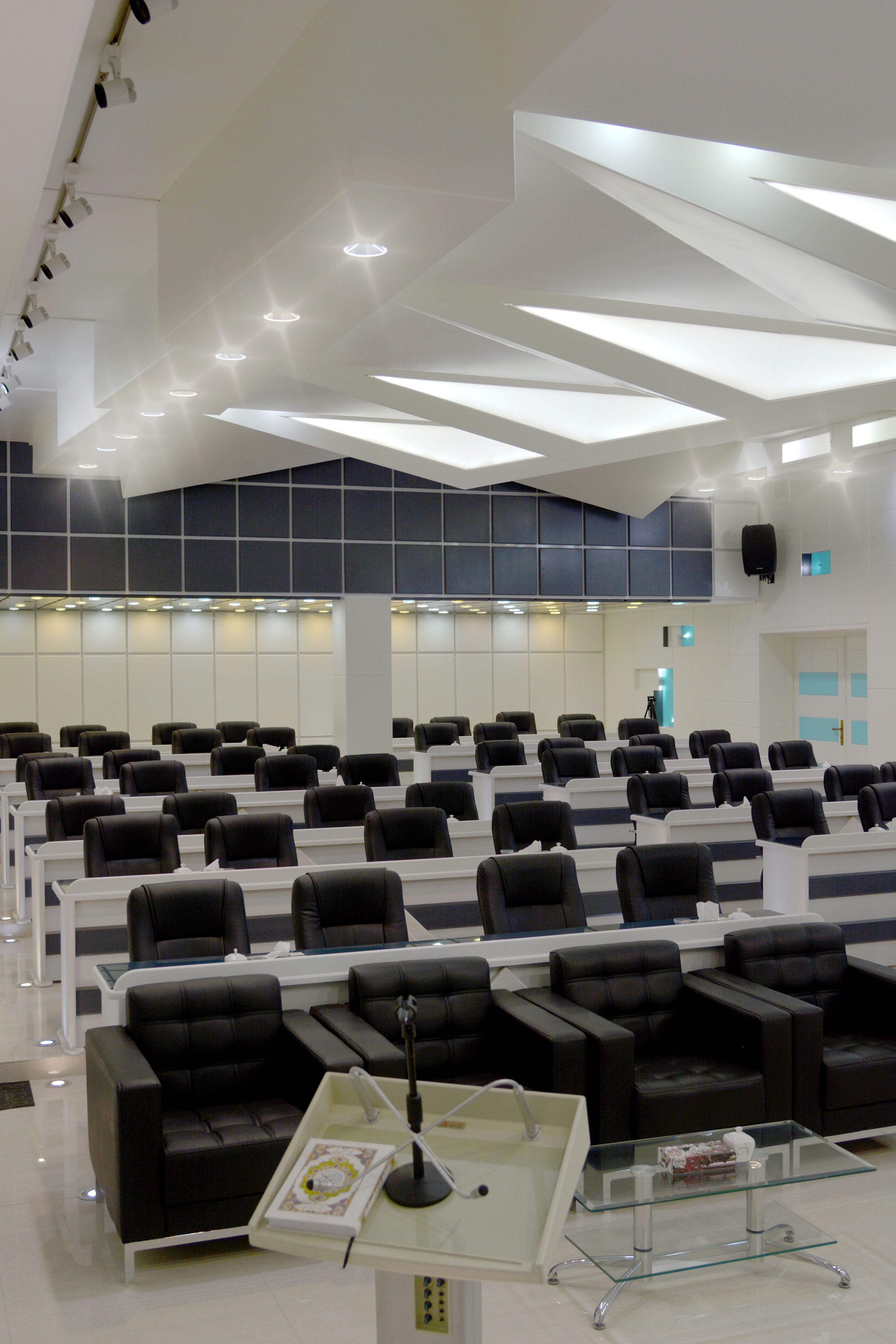 Ardabil Tejarat 银行露天剧场——功能与美感的完美结合-23