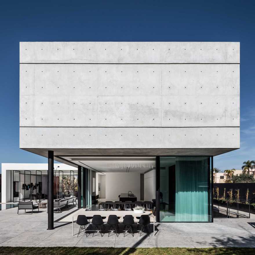 10 houses from Pinterest that offer ideas for outdoor dining-37