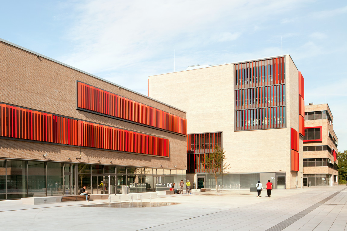 鲁尔西部应用科技大学新校区设计-13