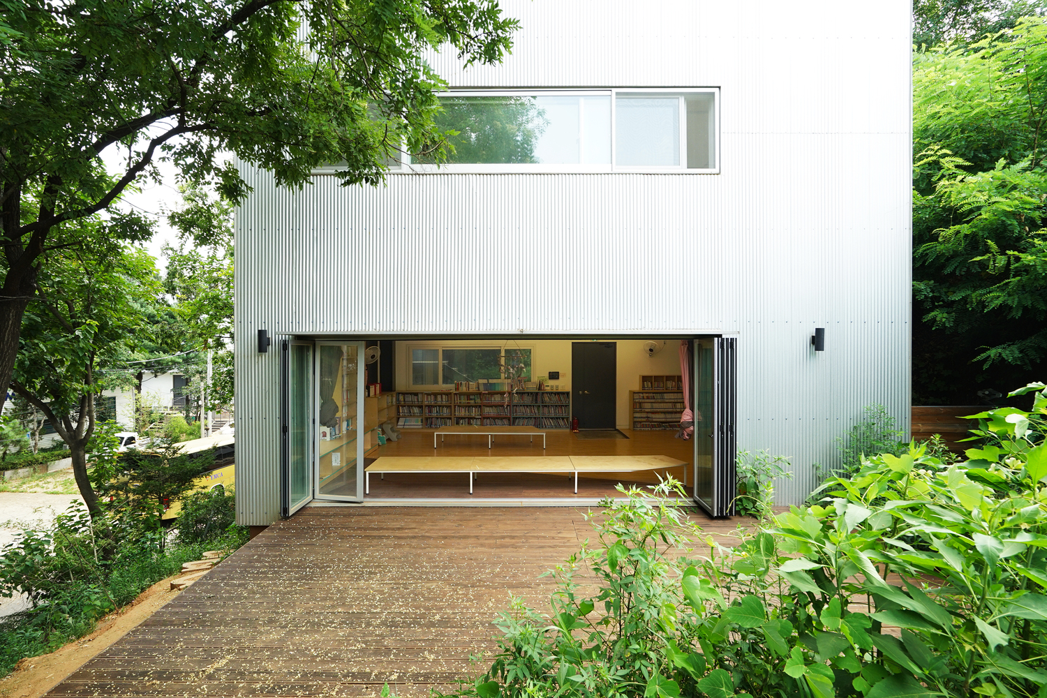 寓教于乐,感受自然的“不适学校”-37