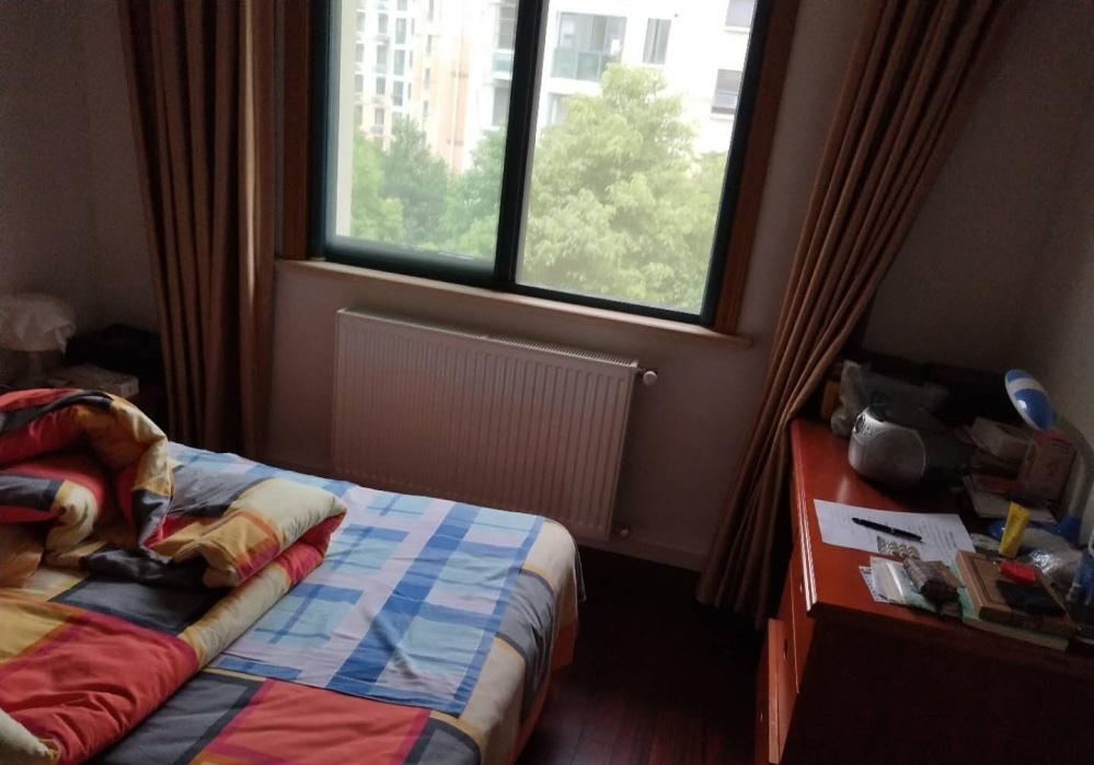 上海闵行放鹤路万顺苑小区明装暖气片设计实例-4