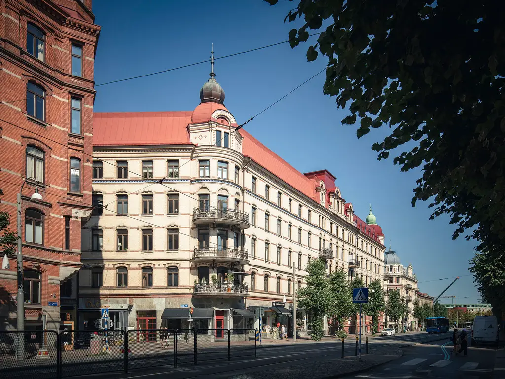 1898 年瑞典建筑的宁静城市公寓-15