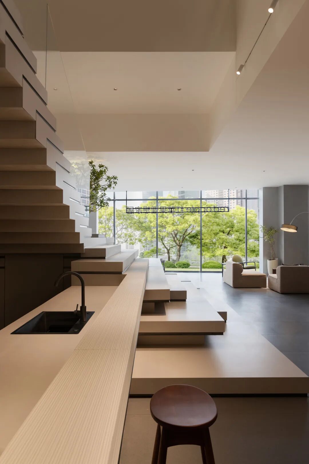 BDSD设计首发|1000m²高端家居展厅，跨越时空与风格的艺术之旅!-20