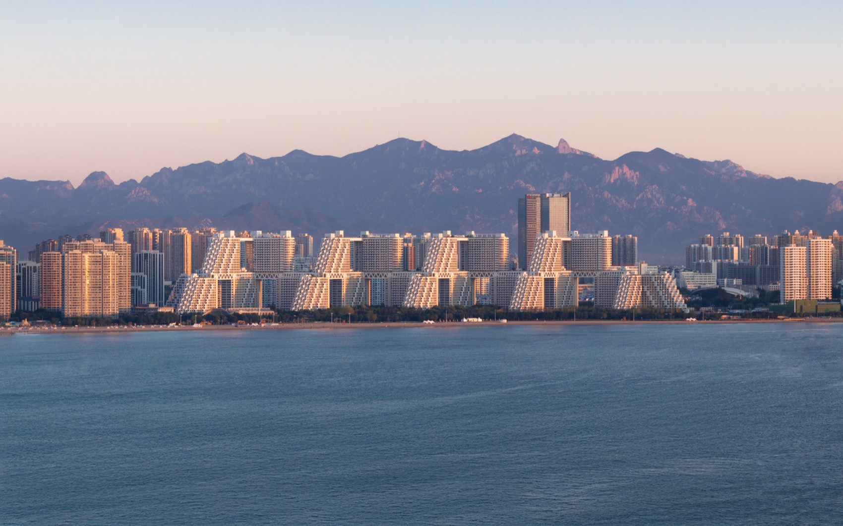 秦皇岛海碧台二期丨中国秦皇岛丨萨夫迪建筑事务所-10