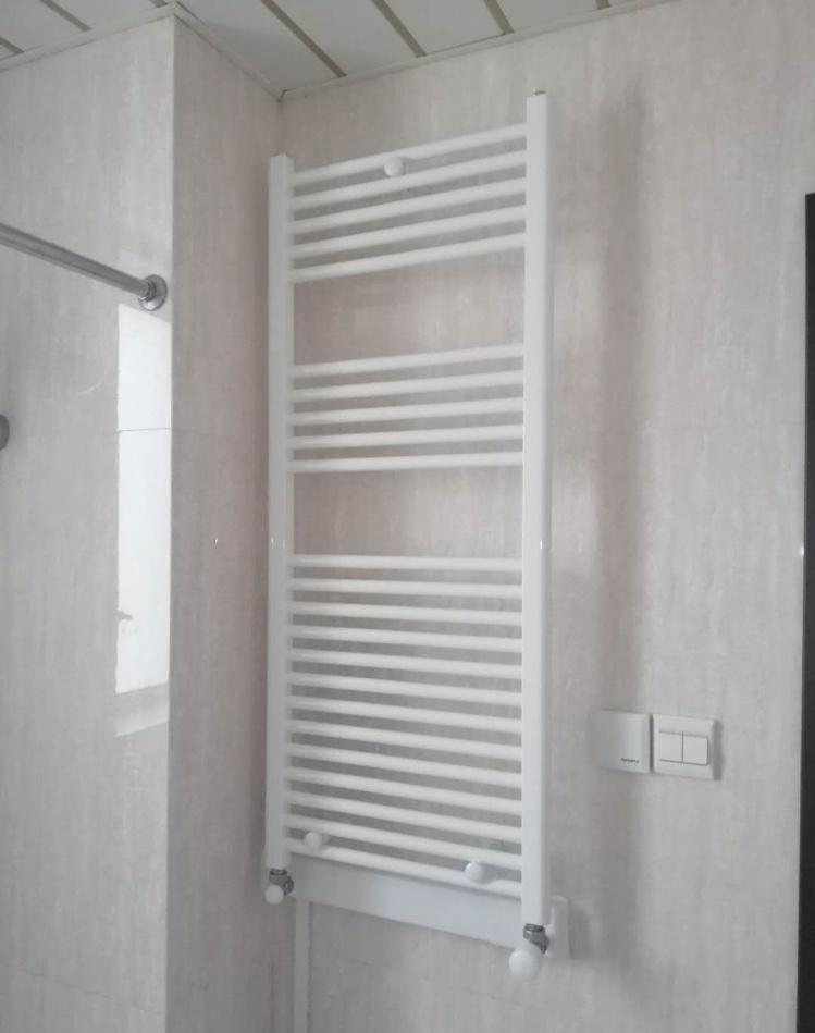 上海普陀区胶洲路明装暖气片装修案例-4