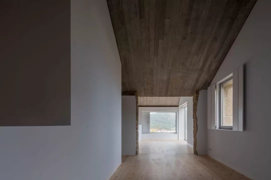 穆罗斯房子改造，废墟上的新生  Fuertes Penedo arquitectos-32