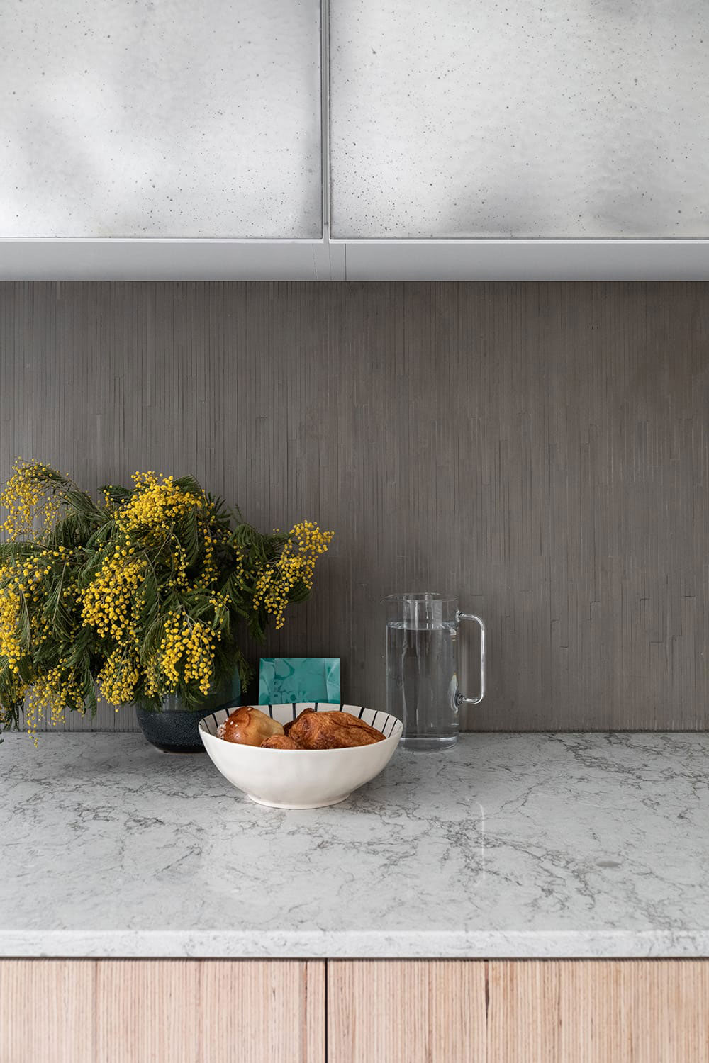 巴黎明亮现代公寓的独特设计-6