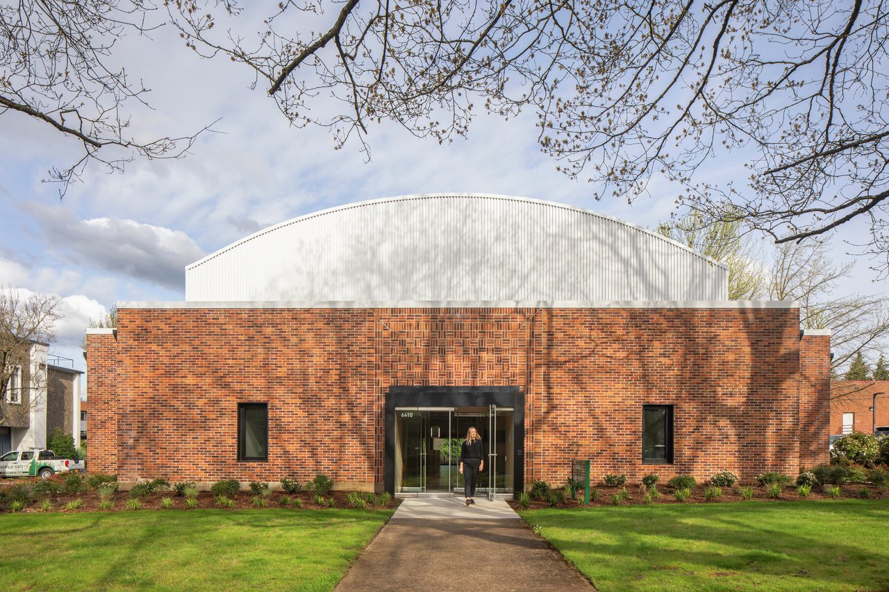 俄勒冈大学高地礼堂改造项目丨美国波特兰丨LEVER-21