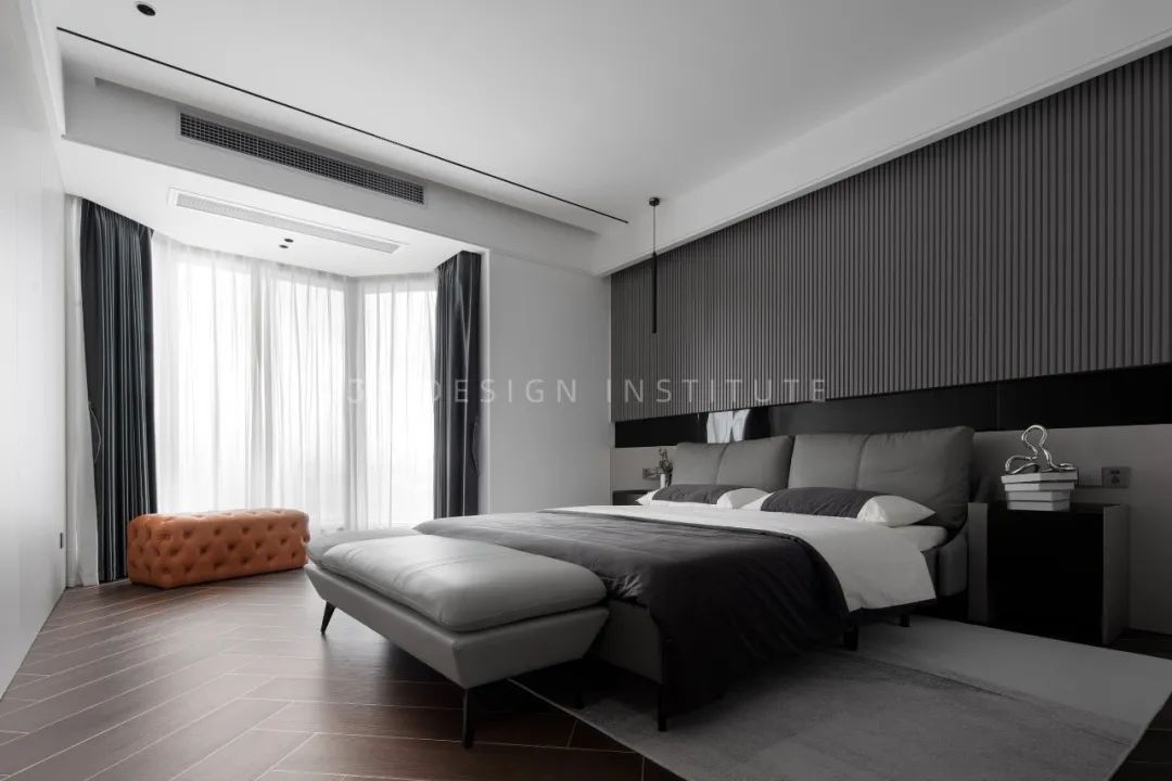 极简黑的魅力 · 广州番禺区的冷静之家丨中国广州丨301 设计研究所-30