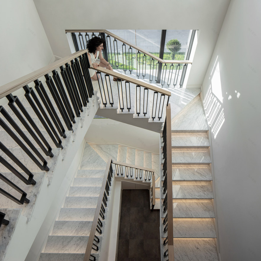 现代自然风格(注:MODERN NATURAL常见用于形容设计、装饰等领域呈现出现代与自然相结合的风格,此翻译结合常见语境若有更具体语境,可按需调整) 丨Armenia丨Futuris Architects-34