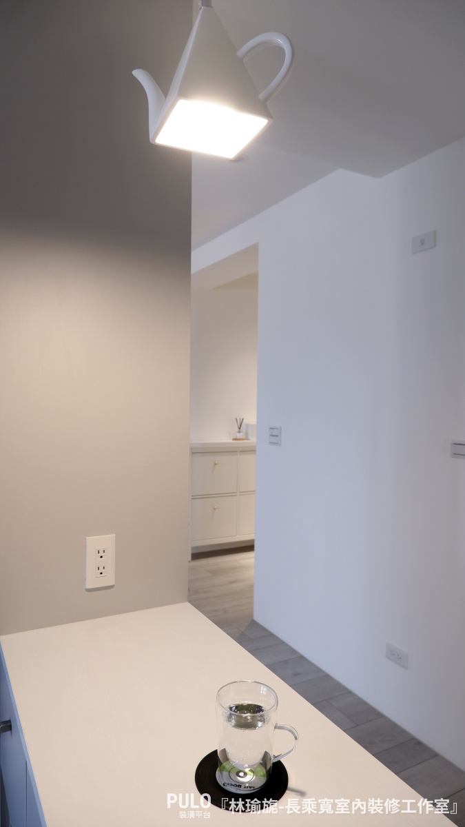 30坪台中老屋翻新,开箱司曼特电视墙设计丨中国台中丨长乘宽室内装修工作室-50