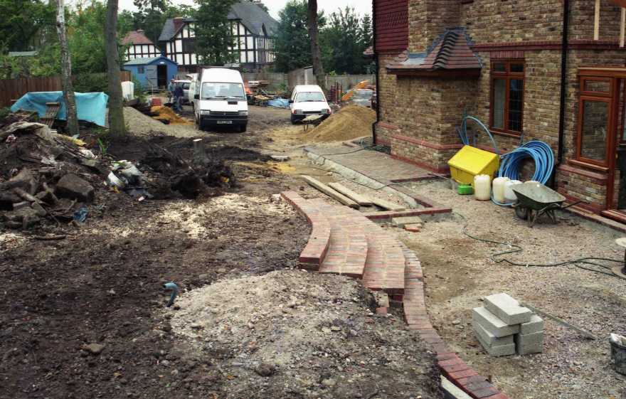 自然石材露台及娱乐区建设-7