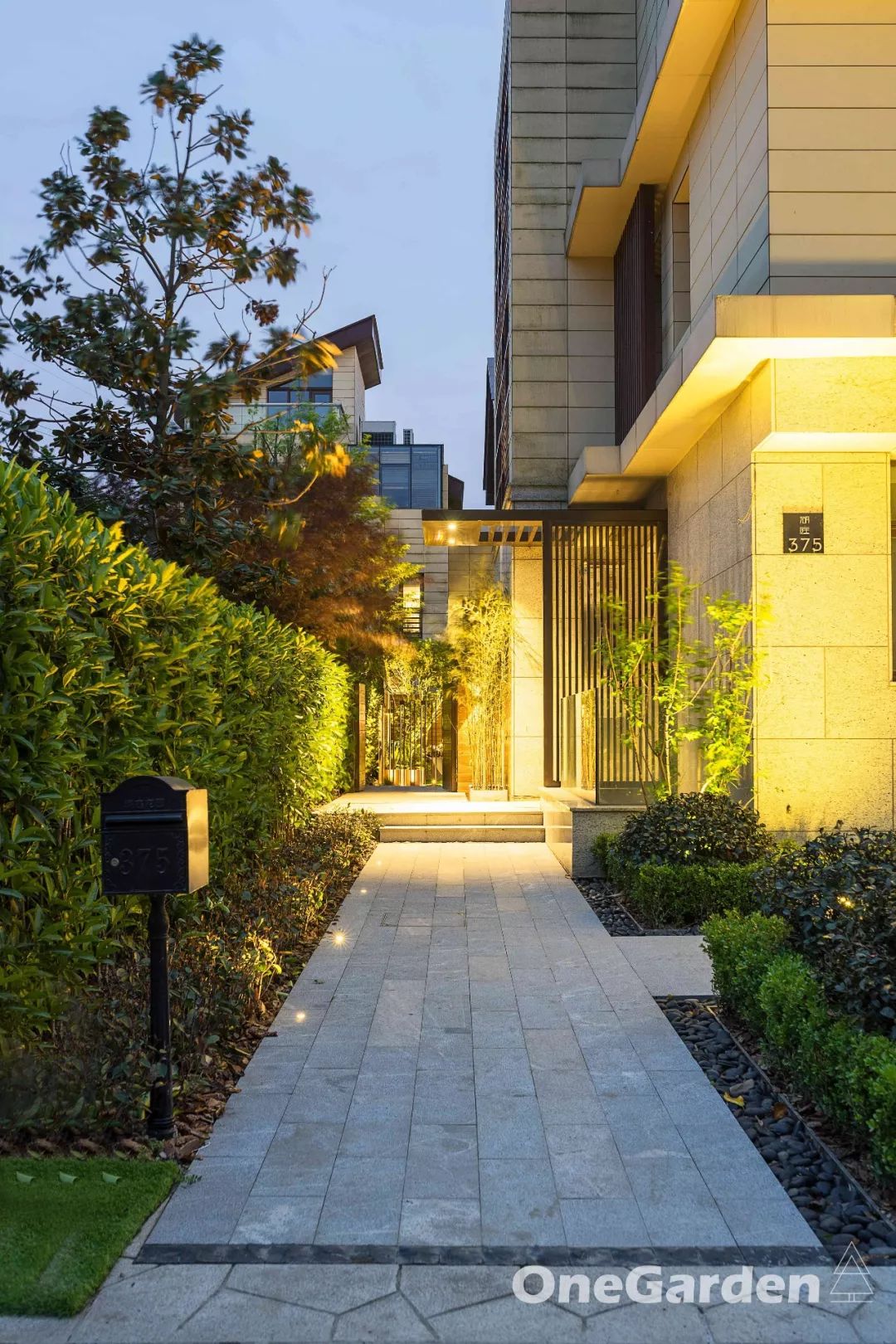 上海简约现代花园设计，实现建筑与自然的和谐共生-55