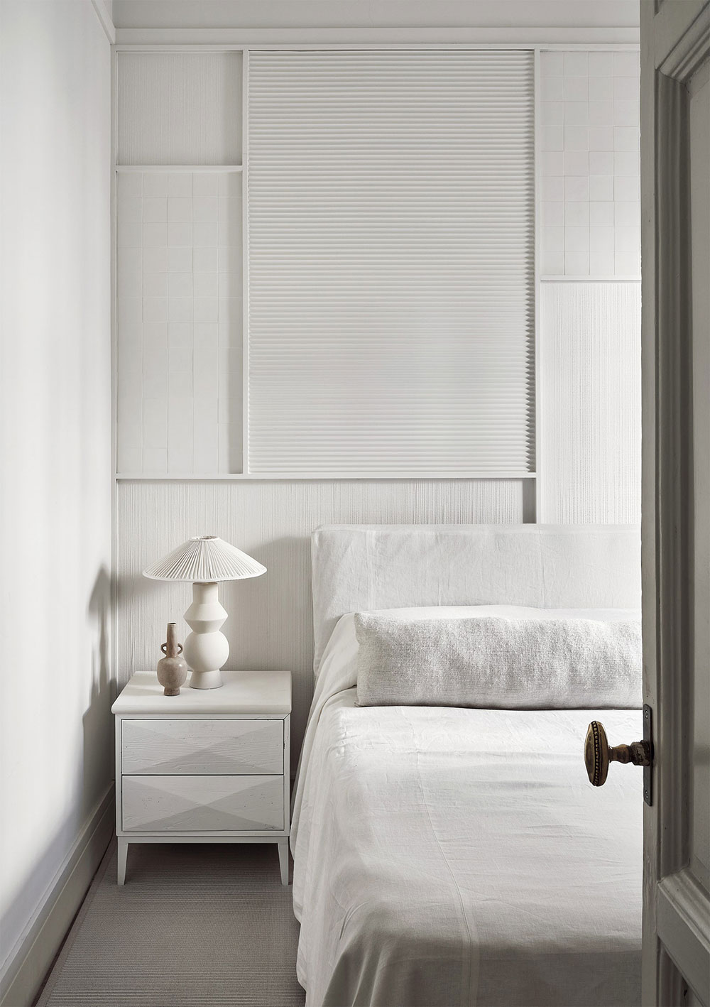 Madrid 设计师公寓 | 白色王国与质感之美-11