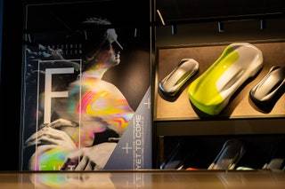 马德里全新 Maserati 概念店 | 艺术与速度的完美结合-8