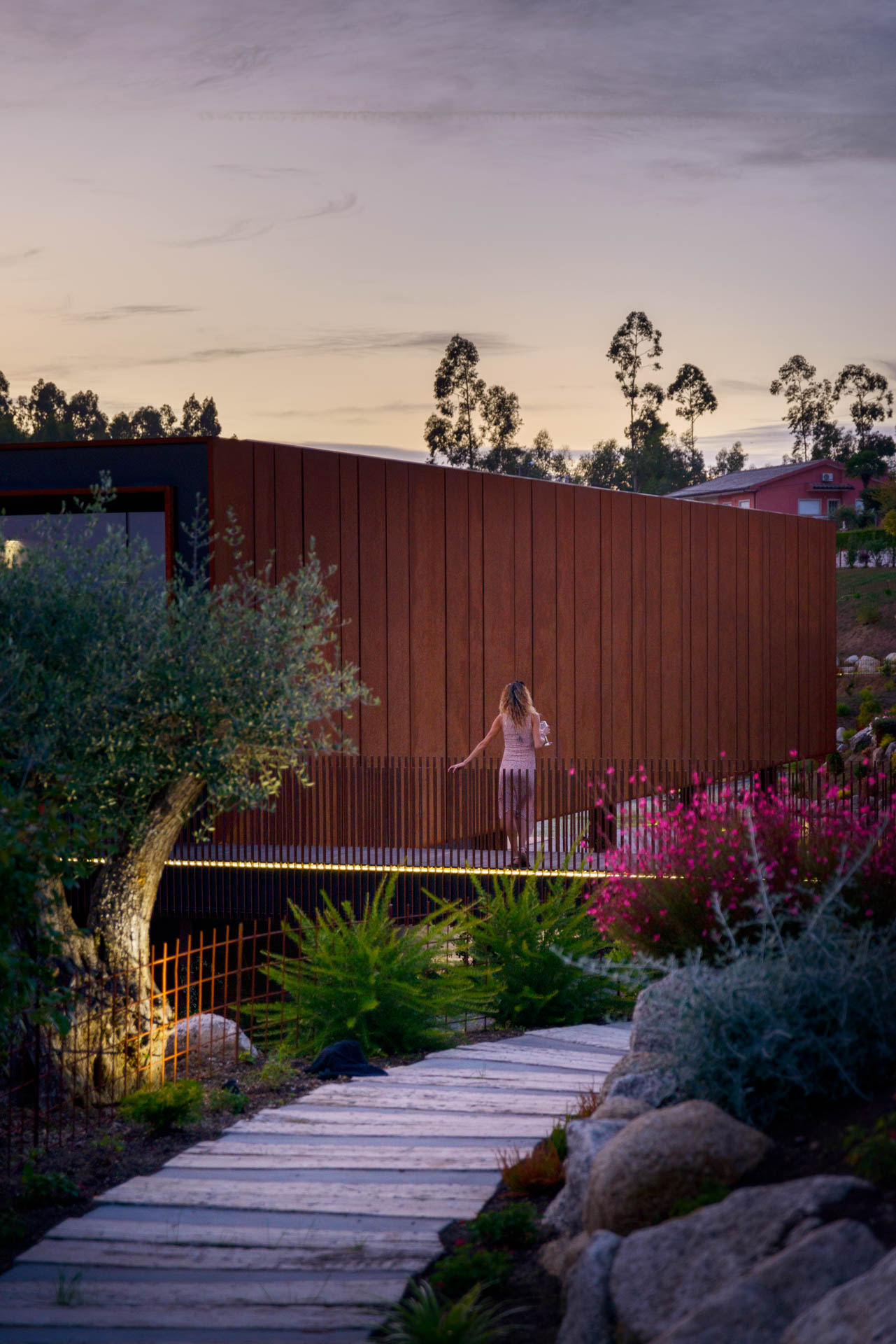 悬浮之境 | 农村餐厅的现代改造-21