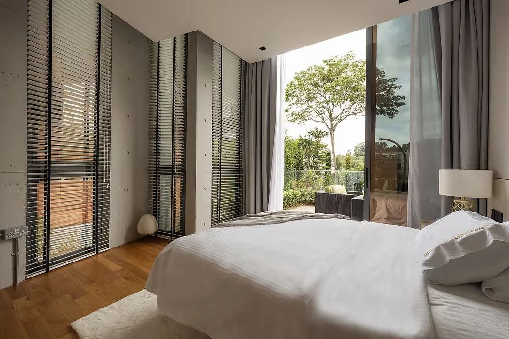 廊屋;走廊房(注:Verandah指走廊、游廊,结合House,廊屋表意较简洁精准,但走廊房表意更直白,具体可根据实际语境确定最合适的表述) 丨新加坡丨Mark 12 Architects-7