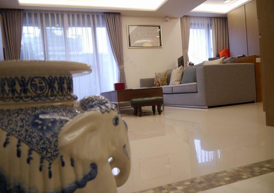 收纳回忆书香的无障碍退休宅-6