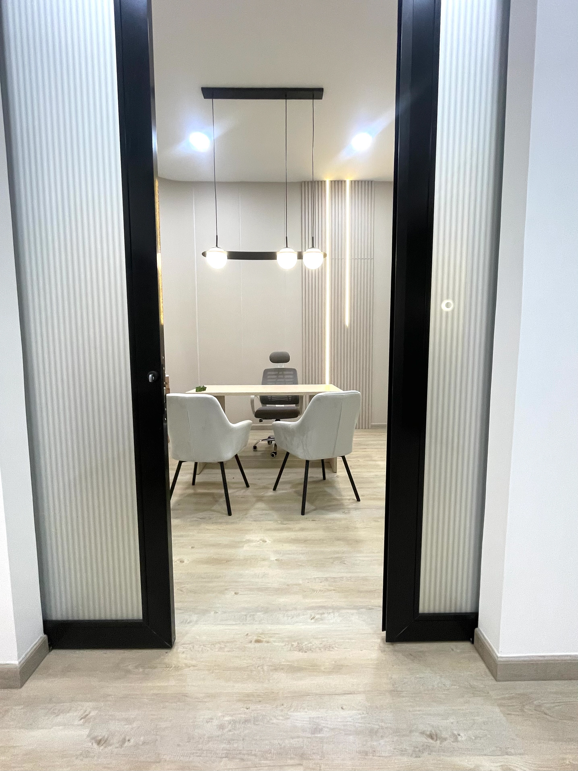 Toro 眼科中心室内设计与改造丨哥伦比亚-11