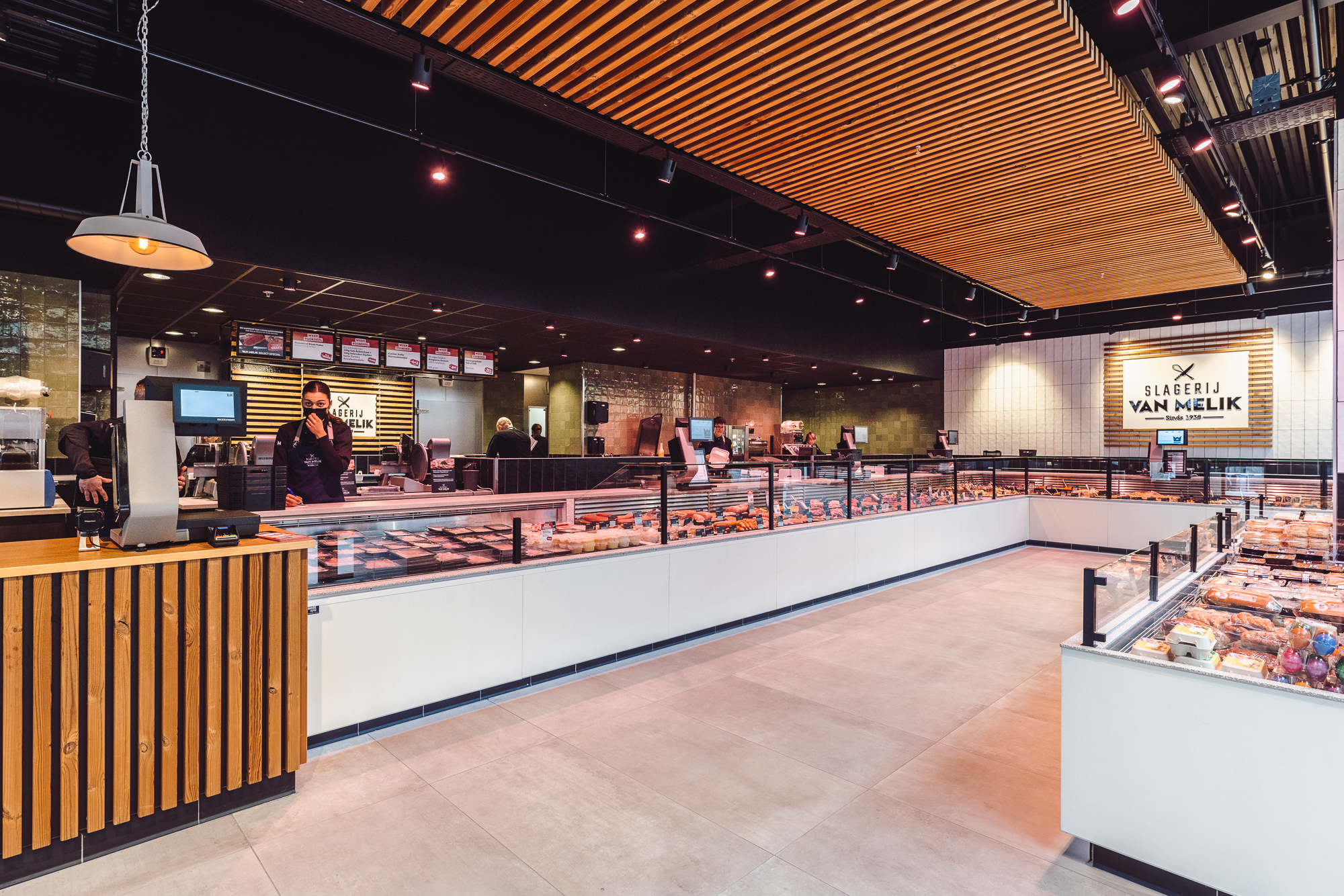 荷兰马斯特里赫特“Van Melik Bufkes”肉铺设计-0