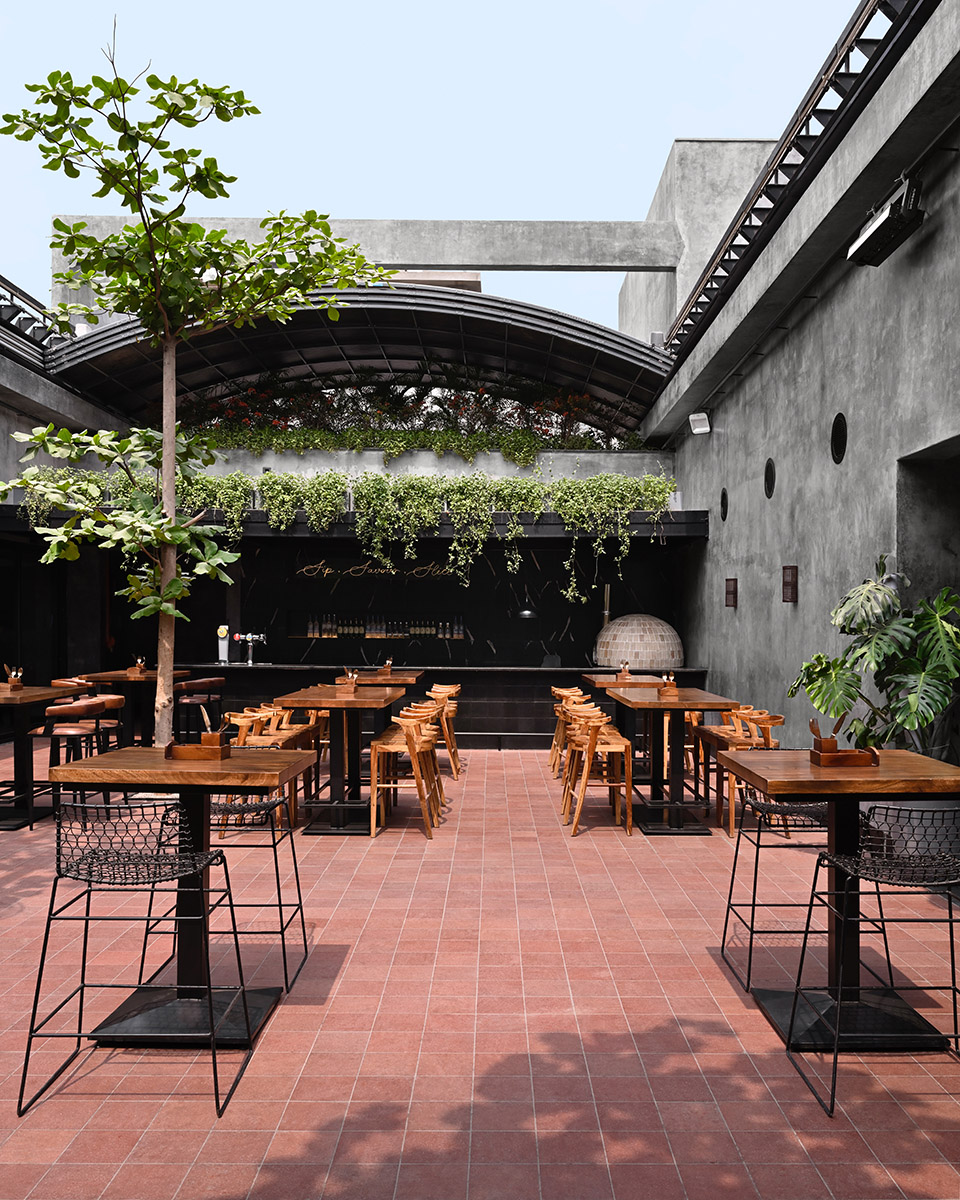 Tabula Rasa 2·0餐厅丨印度丨23 Degrees Design Shift-66