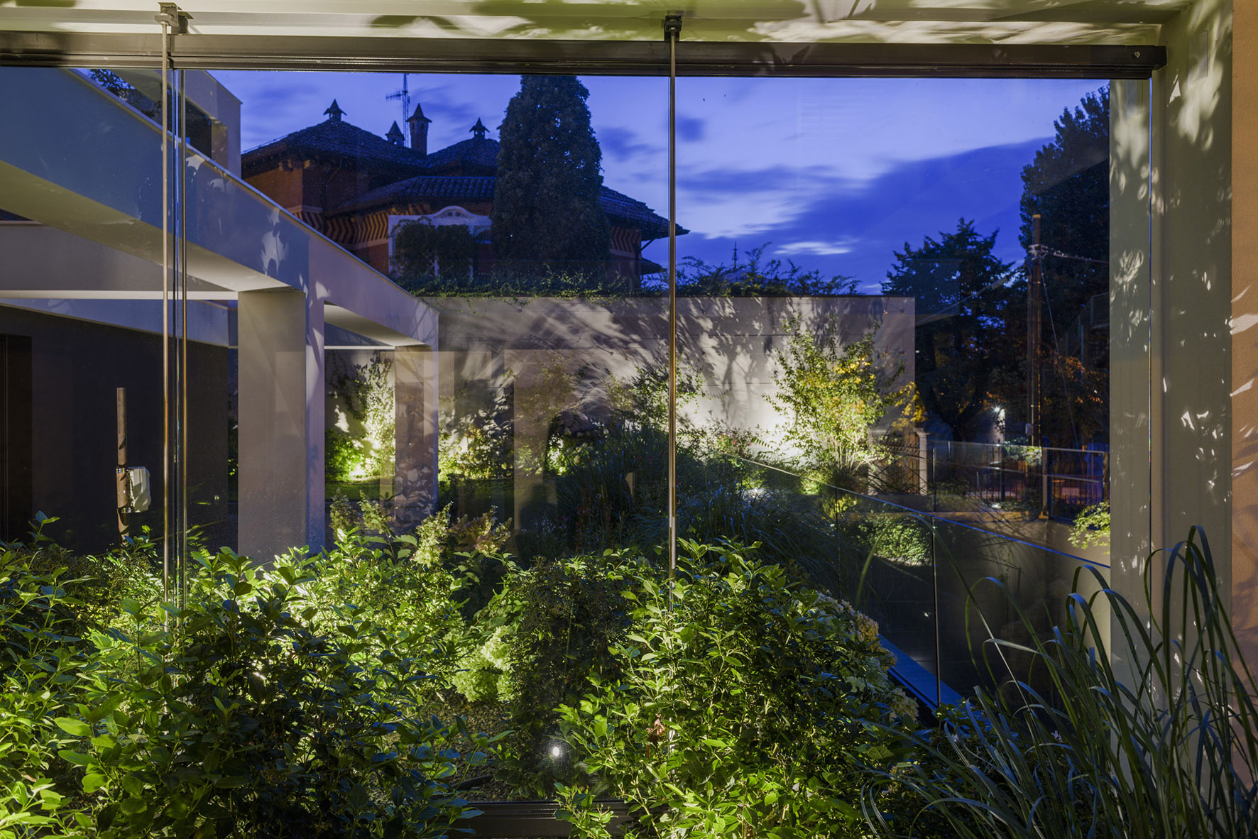 house on the park 2-26