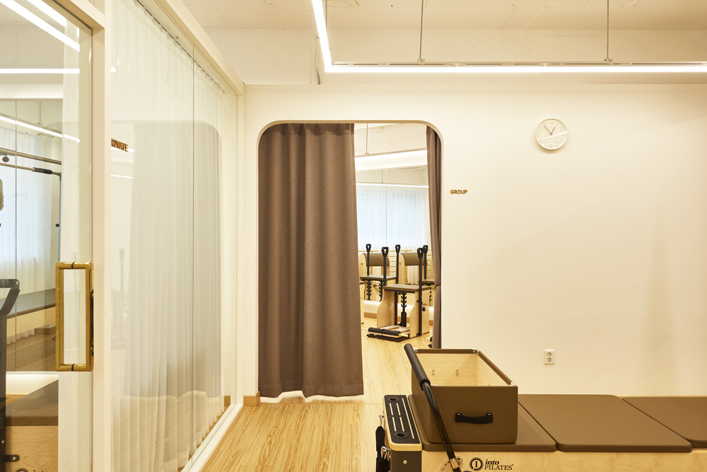 首尔 40 坪现代白色空间设计-18