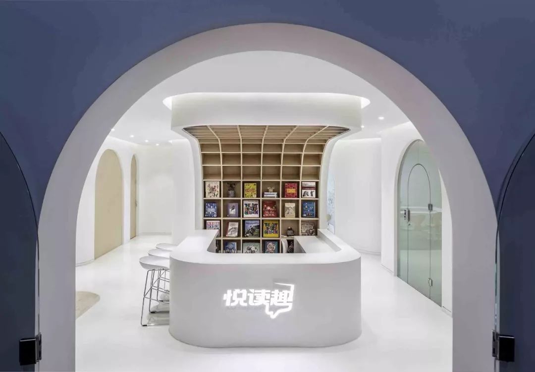 悦读趣教育体验中心 | 激发孩子学习兴趣的现代教学空间-18