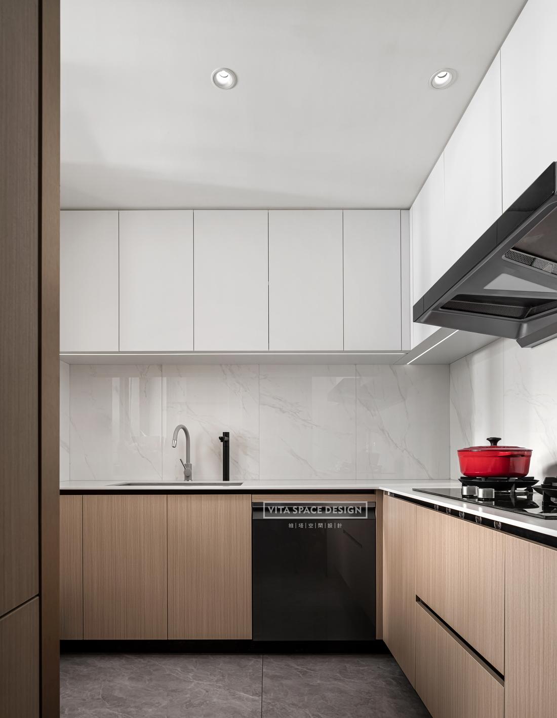 半岛城邦 138㎡原木风样板间丨维塔空间设计-59