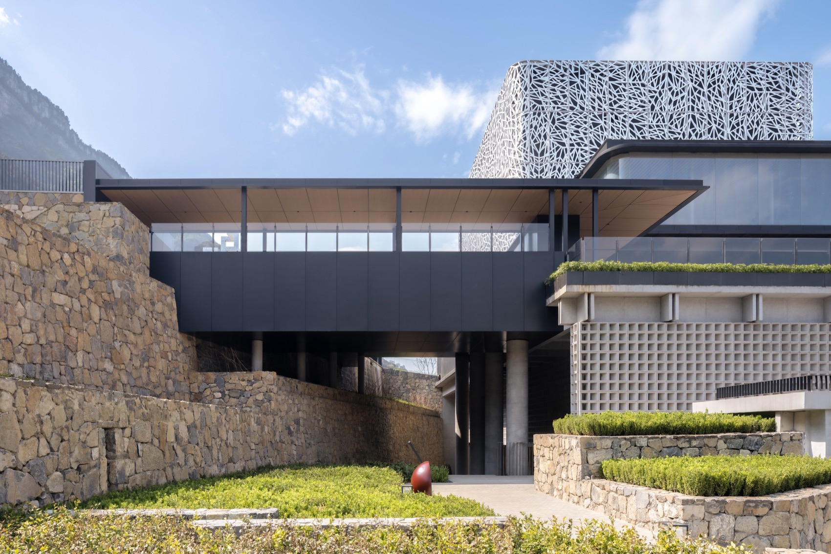 郎酒集团品质研究院丨中国泸州丨天仝建筑-25