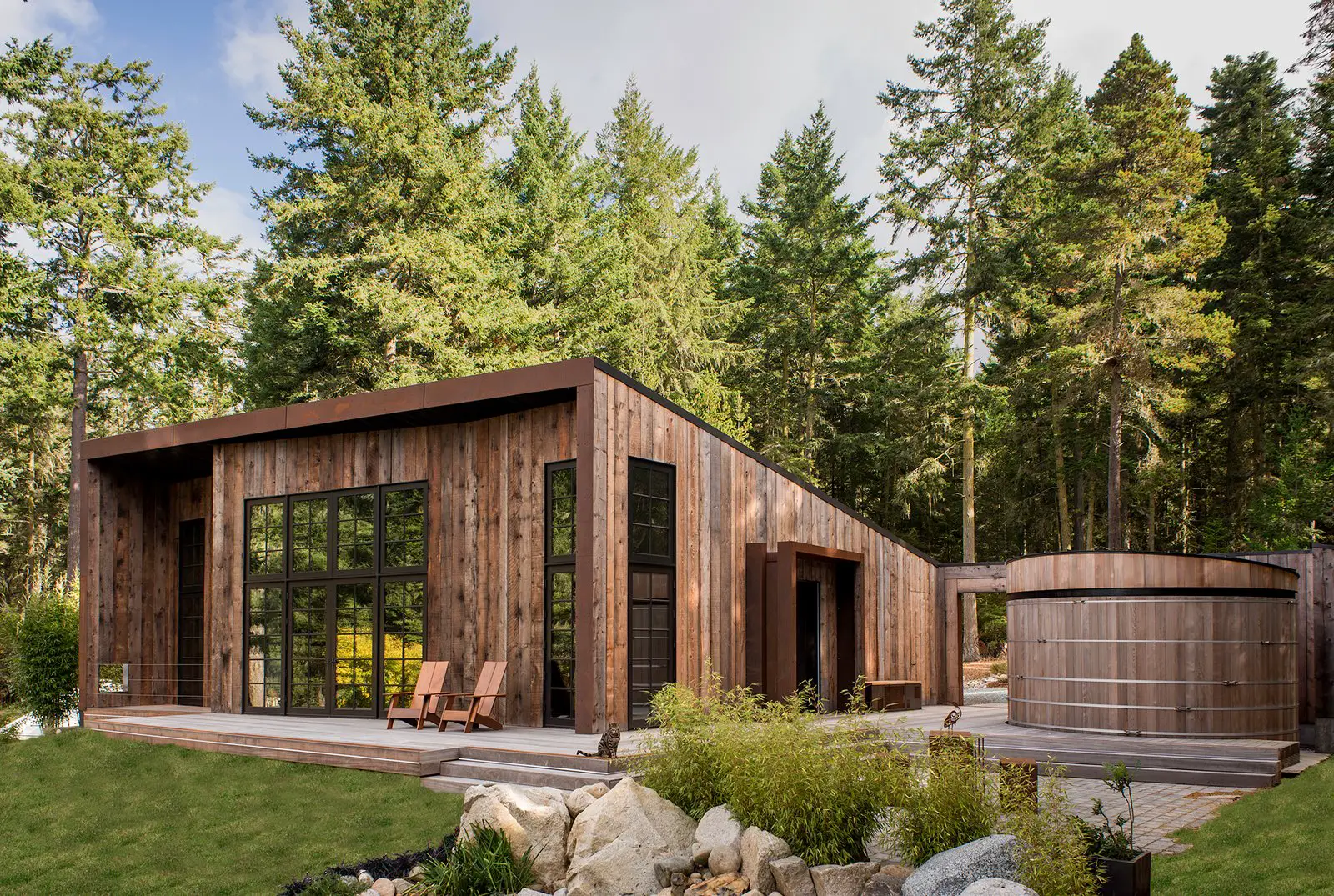 环保木屋设计,红色法拉利厨房成亮点-1