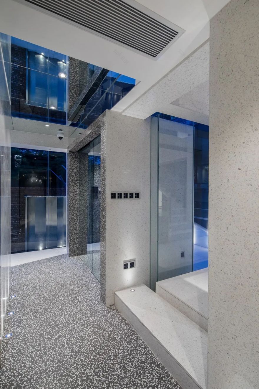 广州老楼蜕变时尚办公空间,设计师妙手化腐朽为神奇-48