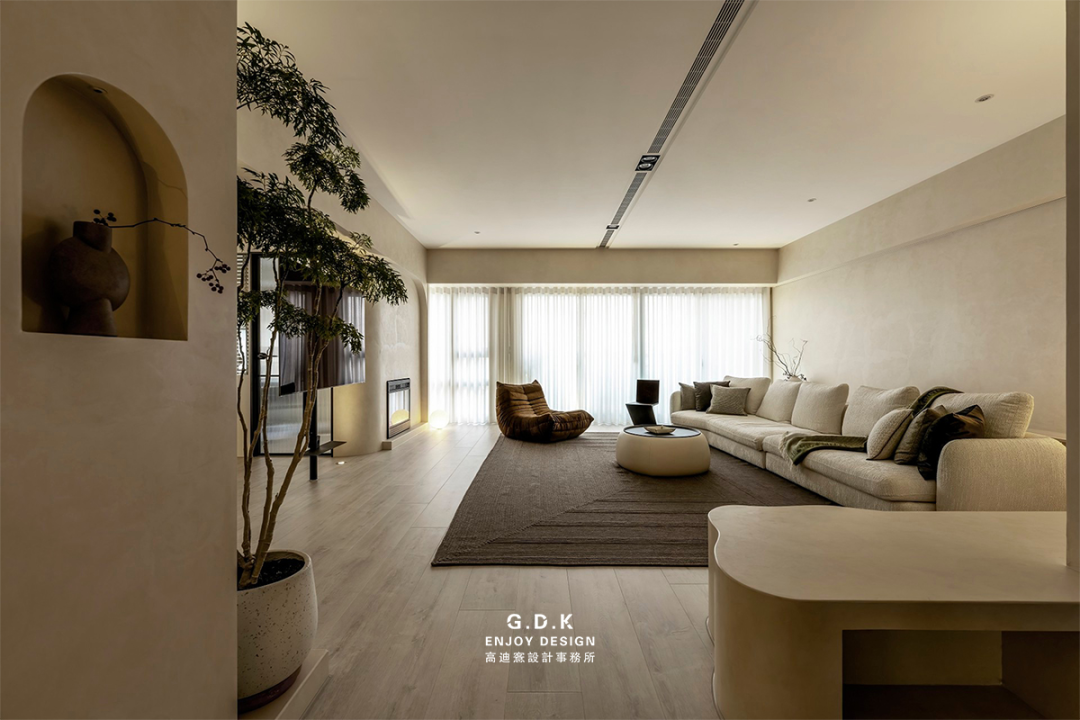 高迪愙实景｜轻法式的奶油风设计-23